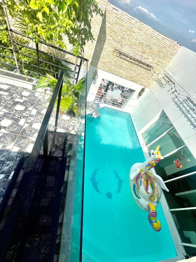 White Penthouse-Rooftop Pool Private -Central City Apartment Ho Chi Minh City Exterior photo