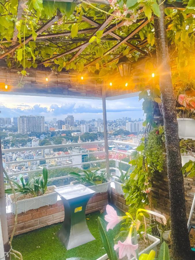 White Penthouse-Rooftop Pool Private -Central City Apartment Ho Chi Minh City Exterior photo