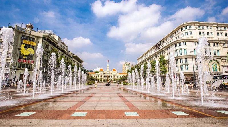 White Penthouse-Rooftop Pool Private -Central City Apartment Ho Chi Minh City Exterior photo